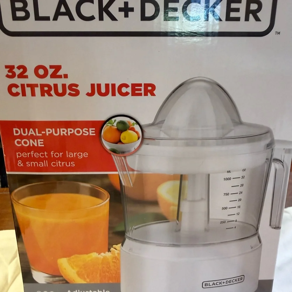 Black & Decker 32 oz. Citrus Juicer New in Box